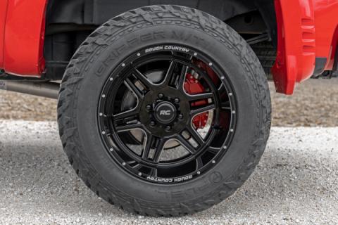 92 Series Wheel Machined One-Piece Gloss Black 22x12 8x170 -44mm Rough Country
