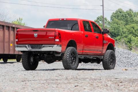 5 Inch Suspension Lift Kit Coil Spacers Radius Drops 14-18 RAM 2500 4WD Rough Country