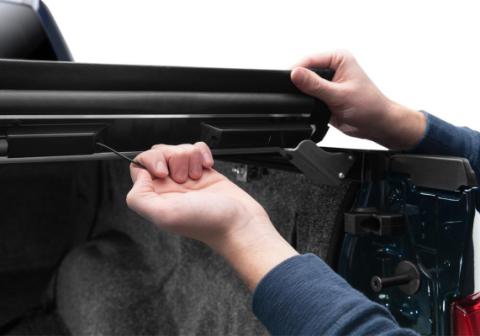 Revolver X2 Hard Rolling Truck Bed Cover 1999-2007 Ford F-250/350/450 6 Foot 9 Inch Bed BAK