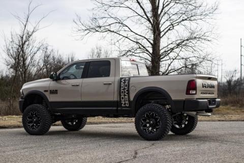 4.5 Inch Suspension Lift Kit Coil Springs Radius Arms 14-18 RAM Powerwagon 2500 4WD Gas Rough Country