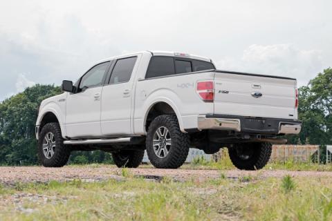 3 Inch Lift Kit M1 Struts Ford F-150 4WD (2009-2013) Rough Country