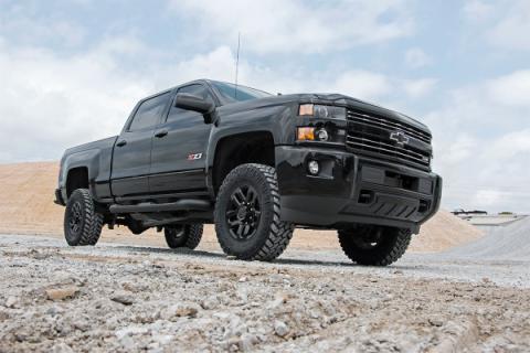 3.5 Inch Lift Kit w/ Overloads Silverado/Sierra 2500HD/3500HD (11-19) Rough Country