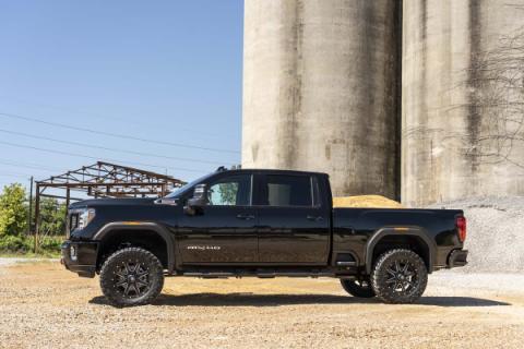 3 Inch Lift Kit w/ Overloads Red Silverado/Sierra 2500HD/3500HD (20-26) Rough Country