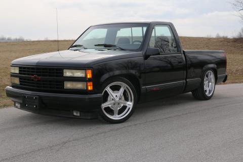 HQ Coil-Over System For 1988-1998 C1500 2WD Light Duty Front And Rear HQ Coil-Over Upper And Lower Strongarms Rear Wishbone System Light Duty 2 Inch Drop Spindles And Front Sway Bar Ridetech
