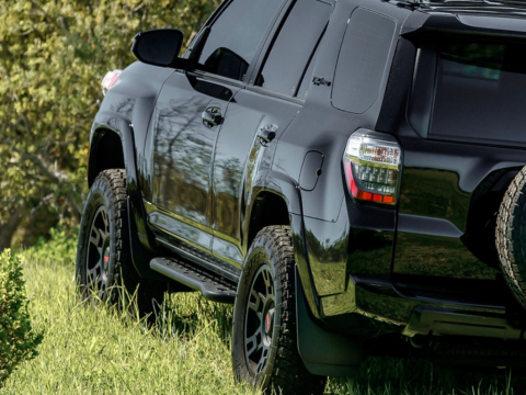 10-21 Toyota 4Runner Step Edition Bolt On Rock Sliders No Kick Out No Filler Plate Raw Cali Raised LED
