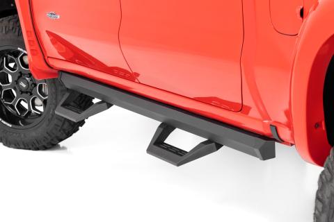 SRX2 Adjustable Aluminum Step Crew Cab 19-22 Chevy/GMC 1500/2500HD 2WD/4WD Rough Country