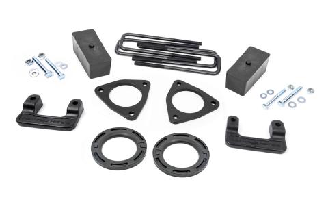 2.5 Inch Leveling Lift Kit 16-18 Silverado/Sierra 1500 Stamped Steel Rough Country