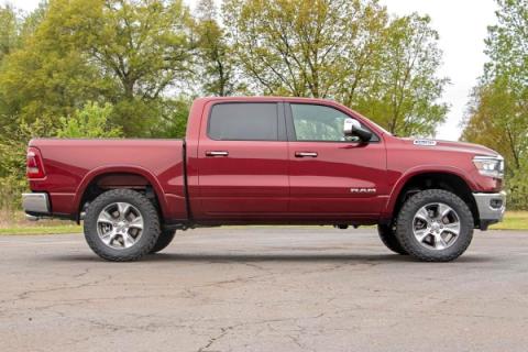 3.5 Inch RAM Bolt-On Lift Kit w/Rear N3 Shocks 19-Up RAM 1500 4WD Rough Country