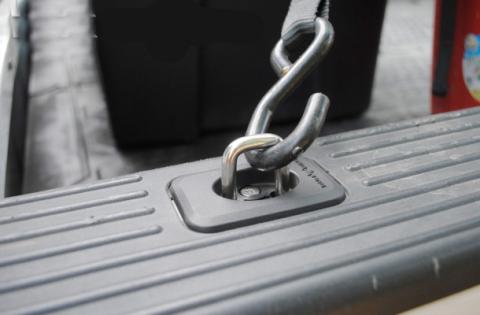 Raised Fit Retractable Tie-Down Anchors '98-14 Ford F150 and '98-16 Ford F-250/F-350 Super Duty '99-13 Silverado/Sierra 1500/2500/3500 95+ Dodge RAM 1500/2500/3500 Dually Bullring