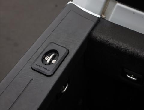 Raised Fit Retractable Tie-Down Anchors 2014 + Silverado/Sierra 1500/2500/3500 Bullring