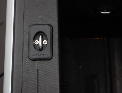 Raised Fit Retractable Tie-Down Anchors 2014 + Silverado/Sierra 1500/2500/3500 Bullring