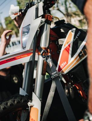 Motorcycle Tie-Down Kit Black SpeedStrap