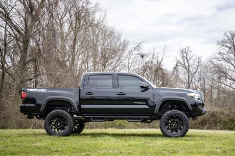 6.0 Inch Toyota Suspension Lift Kit w/ Vertex Coilovers and V2 Shocks (16-20 Tacoma 4WD/2WD) Rough Country