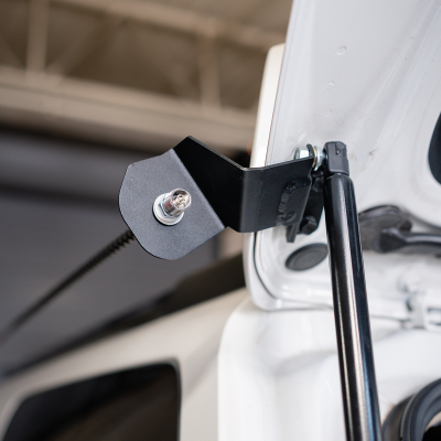 10-Present 4Runner Rear Antenna Mount/Passenger Cali Raised LED