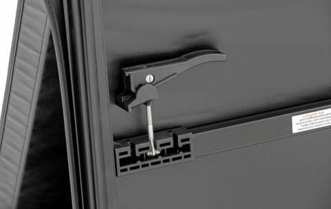 Ford Soft Tri-Fold Bed Cover 19-20 Ranger - 5 Foot Bed Rough Country