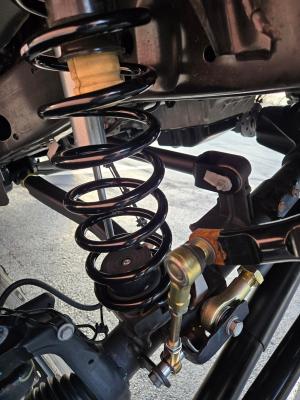 Jeep Wrangler 1 1/4 Inch Tall Front Bump Stops 2007+ JK/JL/JT or Jeep Wrangler 1.25 Inch Rear Bump Stop 2007-2018 JK Clayton Off Road