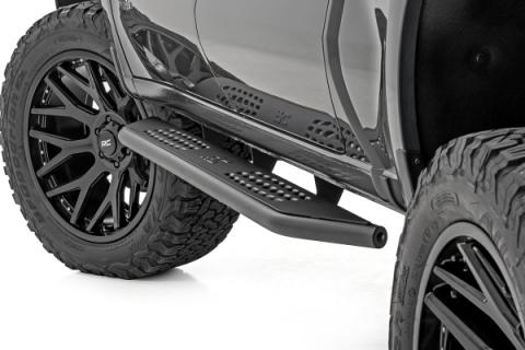 OV2 Running Boards Side Step Bars Crew Cab Silverado/Sierra 1500/2500HD (19-26) Rough Country