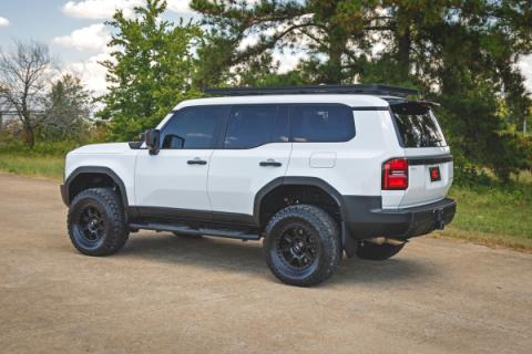 Oval Nerf Steps Black Toyota Land Cruiser 4WD (2024-2026) Rough Country