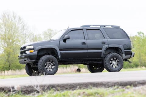 6 Inch Lift Kit NTD M1 Chevy/GMC Tahoe/Yukon 2WD/4WD (2000-2006) Rough Country