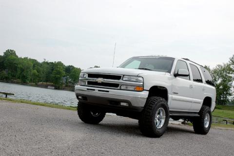 6 Inch Lift Kit NTD M1 Chevy/GMC Tahoe/Yukon 2WD/4WD (2000-2006) Rough Country
