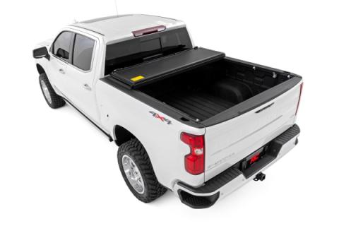 Hard Low Profile Bed Cover 5 Foot 9 Inch Bed Rail Caps Silverado/Sierra 1500/2500HD/3500HD (14-19 &amp; Classic) Rough Country