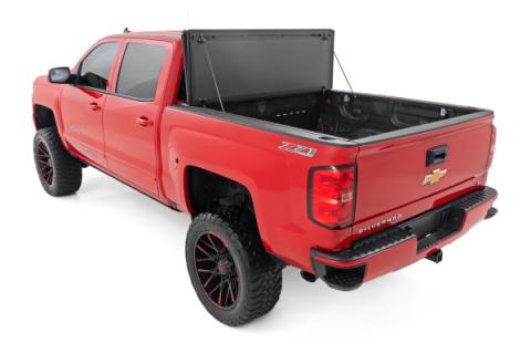 Hard Tri-Fold Flip Up Bed Cover 5 Foot 9 Inch Bed Silverado/Sierra 1500 (14-18 &amp; Classic) Rough Country