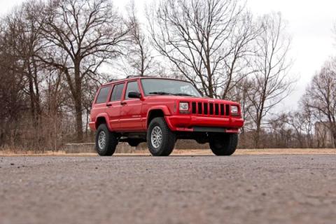 3 Inch Lift Kit SII RR AAL M1 Jeep Cherokee XJ 2WD/4WD (1984-2001) Rough Country