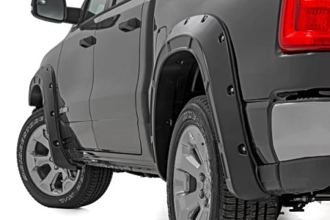 Fender Flares Defender Gloss Black Ram 1500 2WD/4WD (2025-2026) Rough Country
