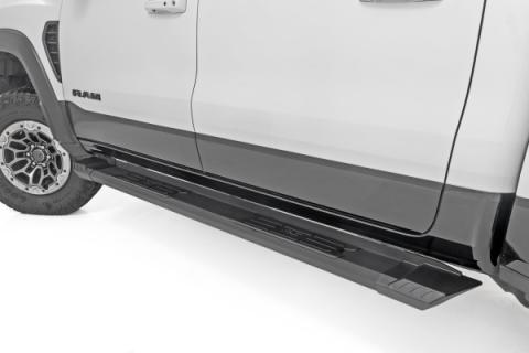 HD2 Aluminum Running Boards Crew Cab Ram 1500 (19-26)/1500 TRX (21-24) Rough Country