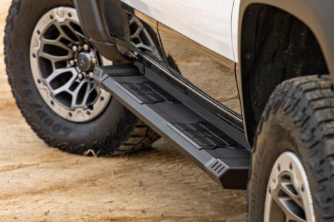 HD2 Aluminum Running Boards Crew Cab Ram 1500 (19-26)/1500 TRX (21-24) Rough Country