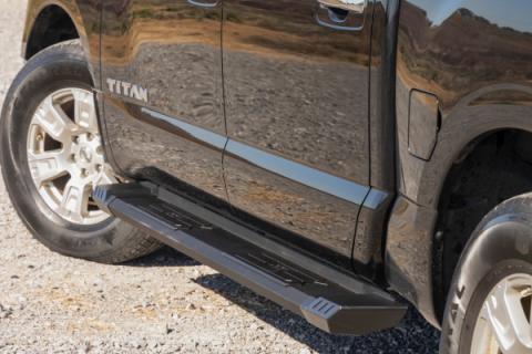 HD2 Aluminum Running Boards Crew Cab Nissan Titan 2WD/4WD (2004-2024) Rough Country