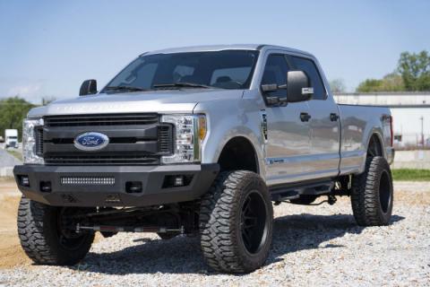 Ford Heavy-Duty Front LED Bumper 17-20 F-250/F-350 Rough Country