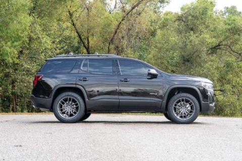 1.5 Inch Lift Kit N3 Front Struts 17-23 GMC Acadia 2WD/4WD Rough Country