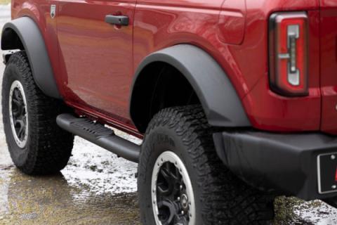 Oval Nerf Steps 2-Door Black Ford Bronco 2 Door 4WD 21-Up Rough Country