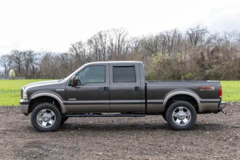 Oval Nerf Step Crew Cab Black Ford Super Duty 2WD/4WD (99-16) Rough Country