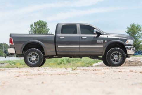2.5 Inch Lift Kit M1 Ram 2500 4WD (2014-2026) Rough Country