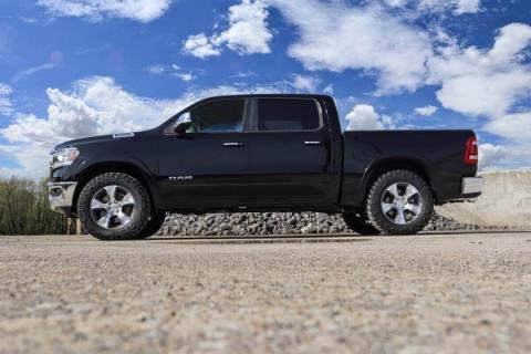 2 Inch RAM Leveling Lift Kit 19-Up RAM 1500 4WD/2WD Rough Country