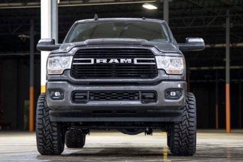 5 Inch Suspension Lift Kit Coil Springs Radius Arms 19-Up RAM 2500 4WD Diesel Rough Country