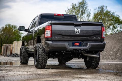 2.5 Inch Leveling Kit RR Leaf Spring N3 Shocks Ram 2500/3500 4WD Rough Country