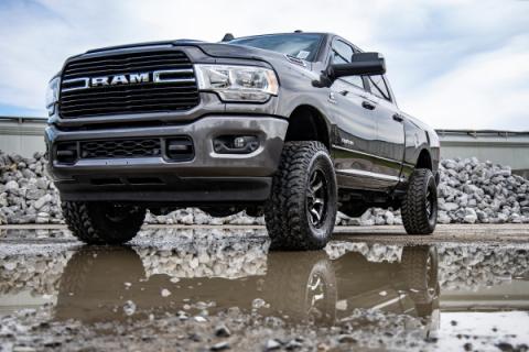 2.5 Inch Leveling Coil Spacers 14-Up RAM 2500/3500 4WD Rough Country