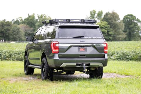 3 Inch Lift Kit UCA M1 Struts Red Ford Expedition 4WD (2018-2024) Rough Country