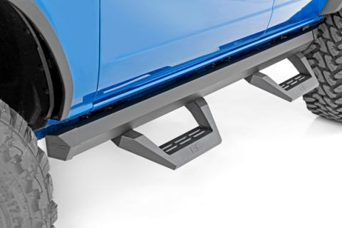 SRX2 Adjustable Aluminum Step 21-Up Ford Bronco 4WD Rough Country
