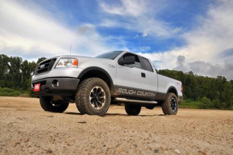 2.5 Inch Leveling Strut Extensions 04-08 F-150 Rough Country