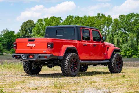 2.5 Inch Leveling Kit Spacers M1 Jeep Gladiator JT 4WD (2020-2023) Rough Country