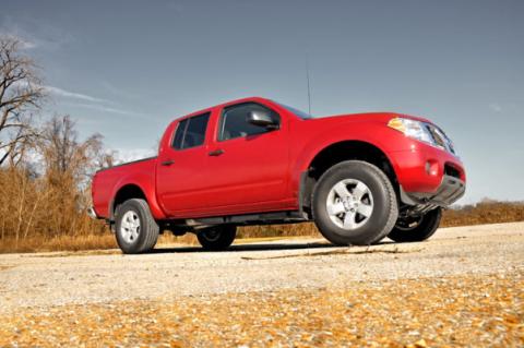 2.5 Inch Leveling Strut Extensions 05-Up Frontier/Xterra Rough Country