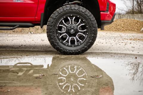 One-Piece Series 93 Wheel, 20x10 6x5.5 / 6x135 Rough Country