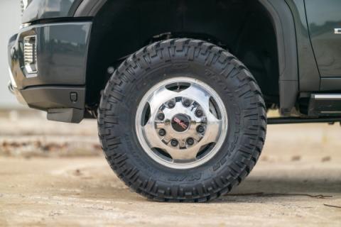 3 Inch Lift Kit with V2 Monotube Shocks 20-22 Chevy/GMC Sierra 3500 HD/Silverado 3500 HD Rough Country