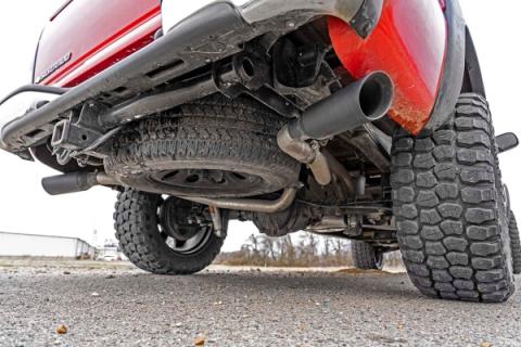 Dual Cat-Back Exhaust System w/ Black Tips 99-06 GM 1500 Ext Cab / Short Bed 4.8L / 5.3L Rough Country