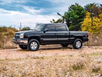 1.5 - 2.5 Inch GM Leveling Lift Kit w/ V2 Shocks 99-06 1500 PU 4WD Rough Country