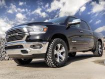 2 Inch RAM Leveling Lift Kit 19-Up RAM 1500 4WD/2WD Rough Country